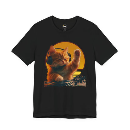 Dj Cat on The Turntables Unisex Jersey Short Sleeve Tee