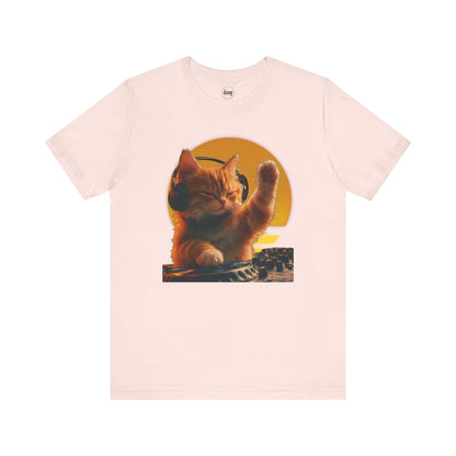 Dj Cat on The Turntables Unisex Jersey Short Sleeve Tee